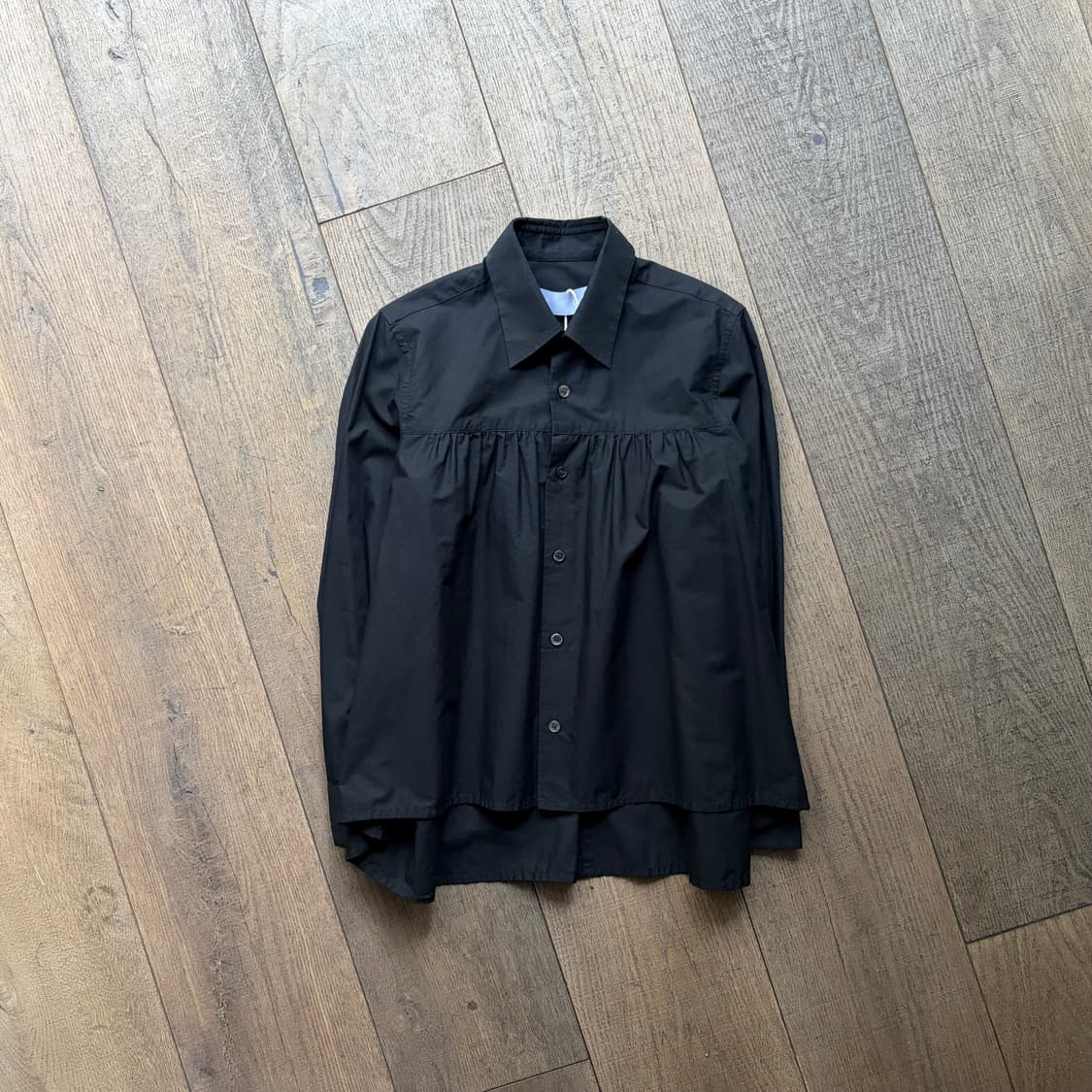 Shirring Transformed Blouse 상품이미지1