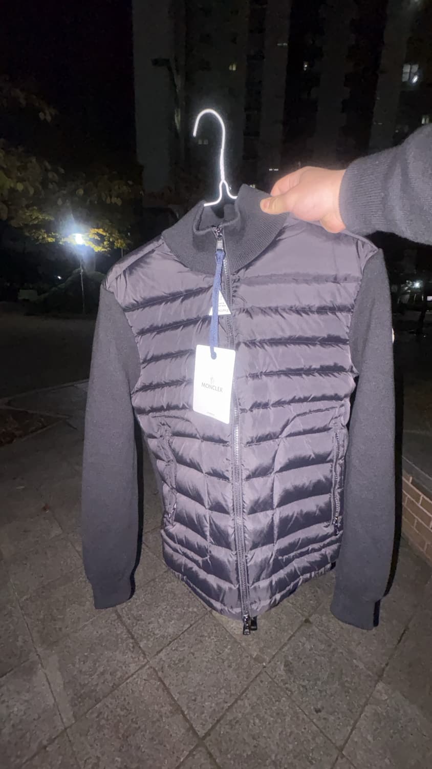 몽클레어 니트 패딩 사이즈 M 상품이미지1