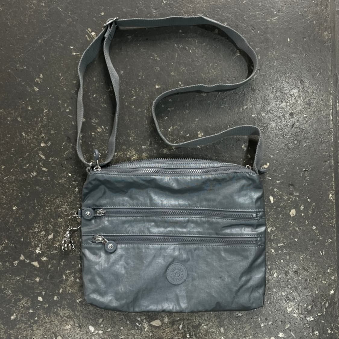 키플링 신형 크로스백 상품이미지1