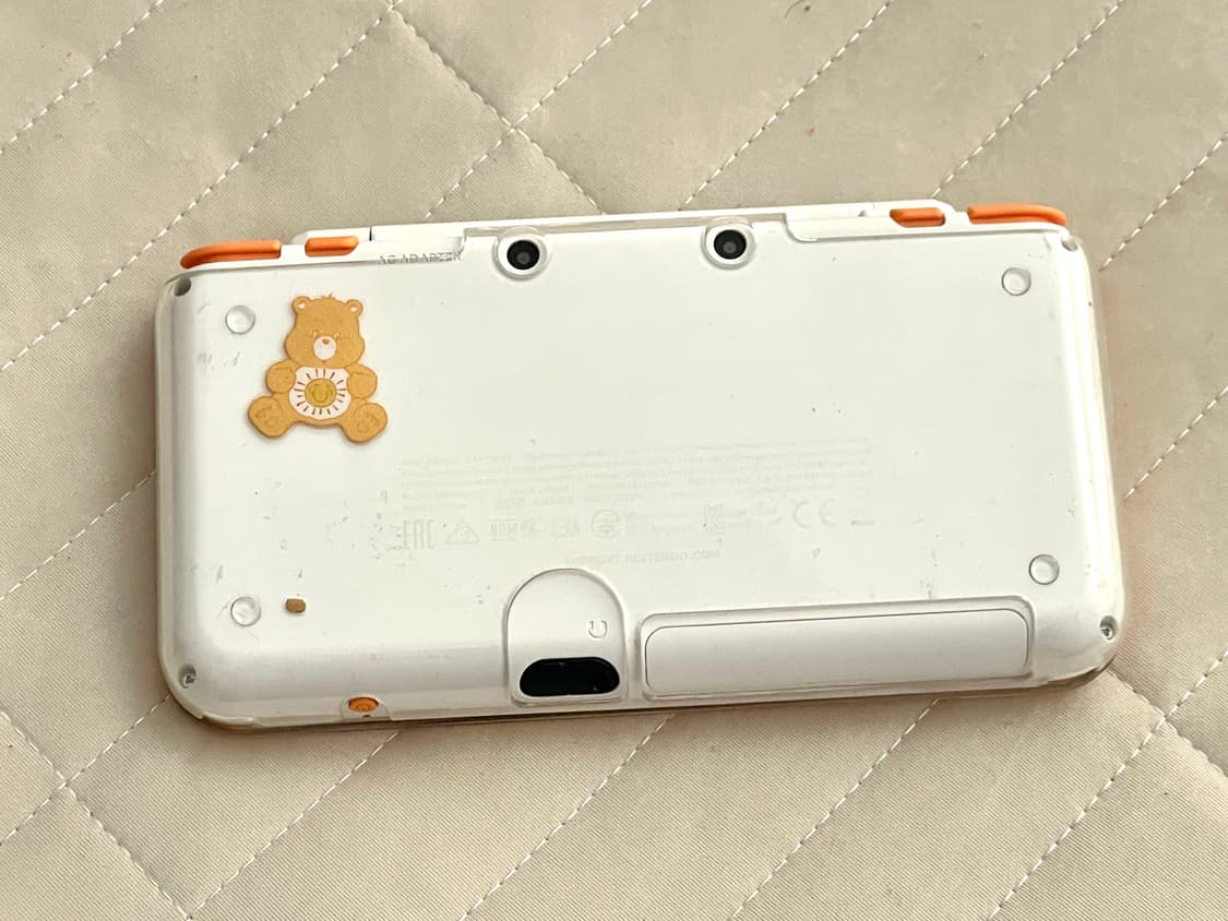 닌텐도 New 2DS XL 화이트/오렌지 + 칩 포함 일괄 판매 상품이미지3