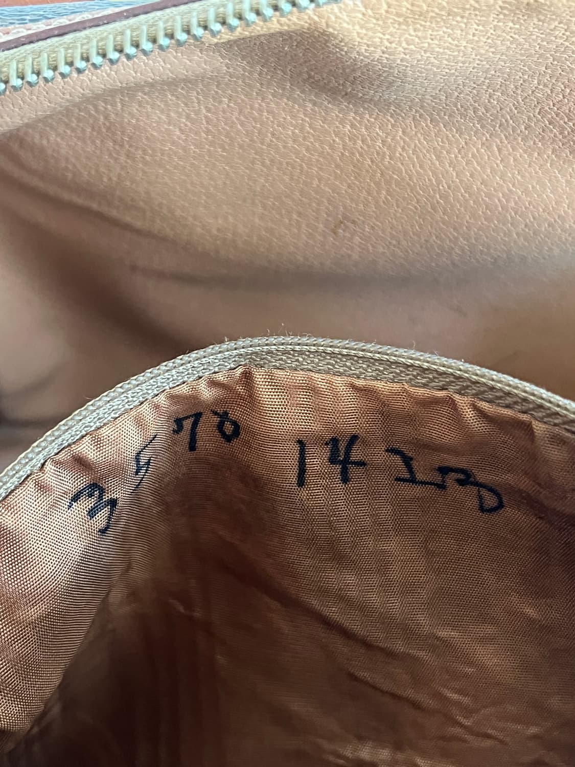 셀린느 마카담 미니 보스턴백 상품이미지6