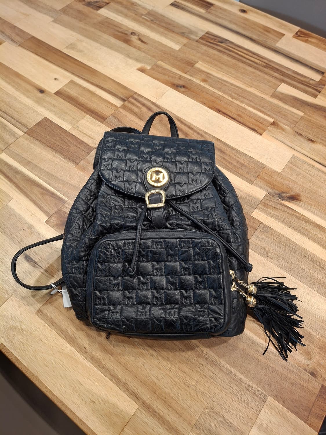 (마지막특가) 메트로시티 백팩 태슬장식 블랙 상품이미지1