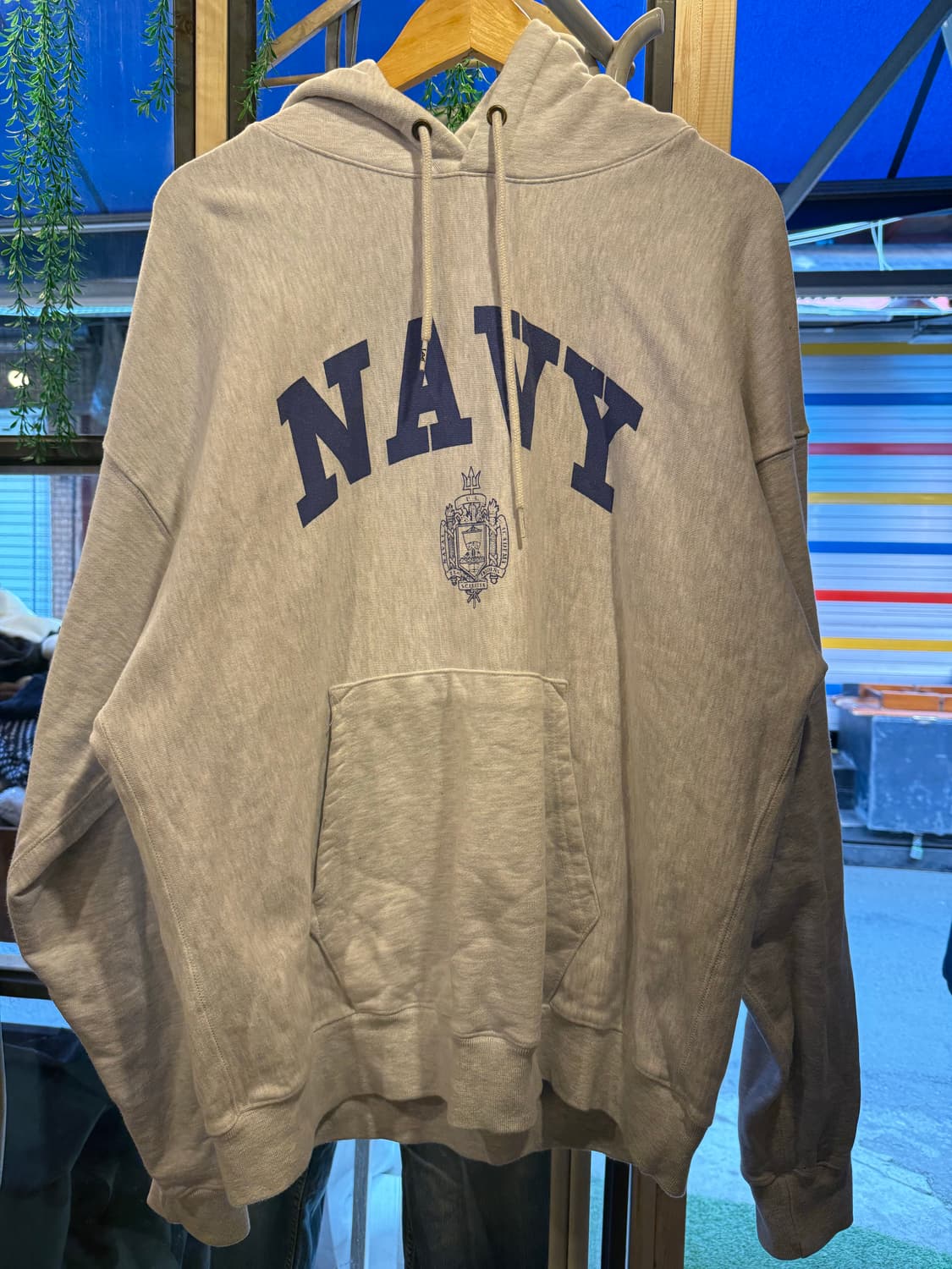 아웃스탠딩 네이비 로고 멜란지 후드티 상품이미지1