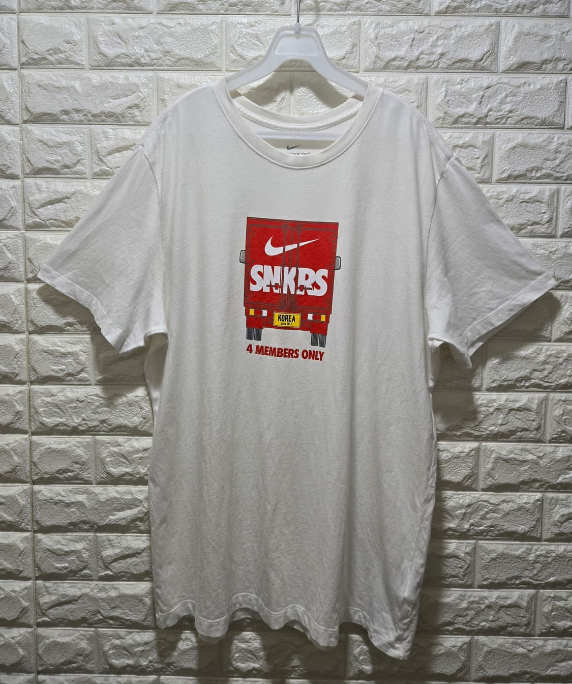 나이키 카시나 스니커즈 4주년 기념 멤버스 온리 반팔티 105~110 상품이미지1