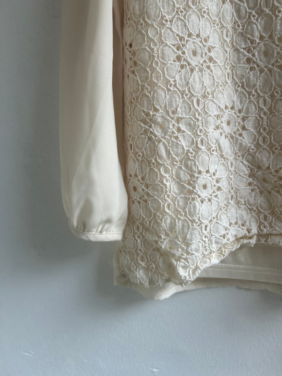 데이지 블라우스  상품이미지4