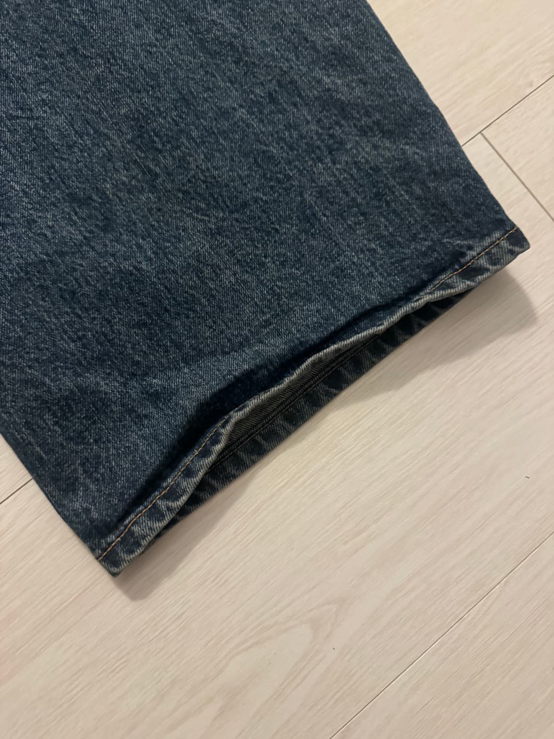 해칭룸 와이드 커브진 워시드 블루 상품이미지5