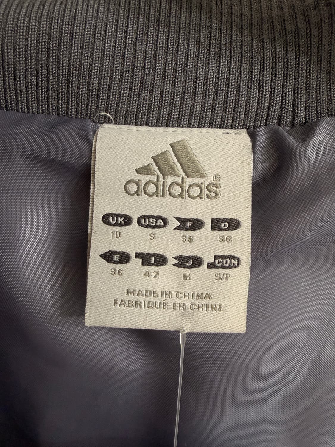 아디다스 코발트 쿨톤 블루 작사 글로시 패딩 상품이미지7