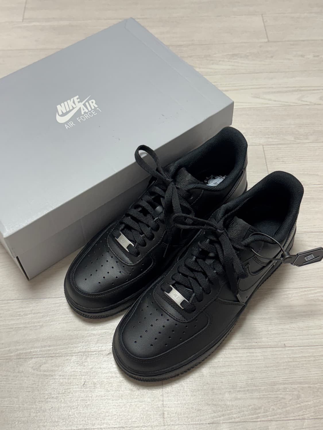 나이키 에어포스1 블랙 275 상품이미지1