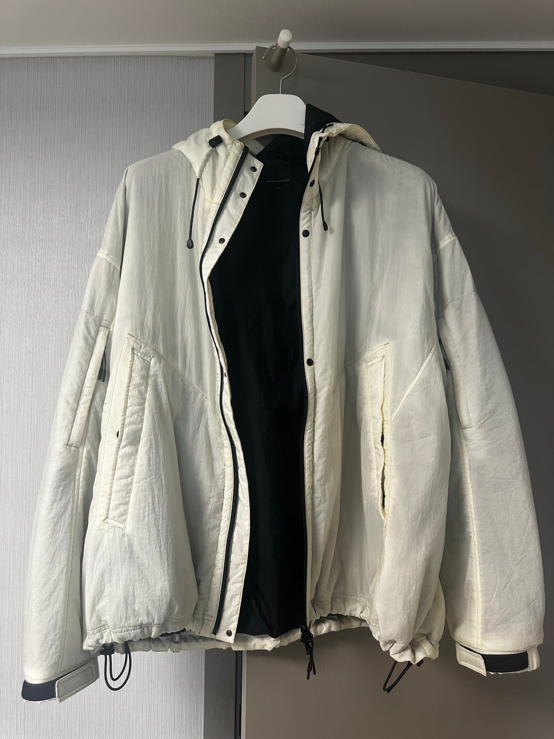 모이프 [AW24] CITY DWELLER PARKA/에크루 2 상품이미지3