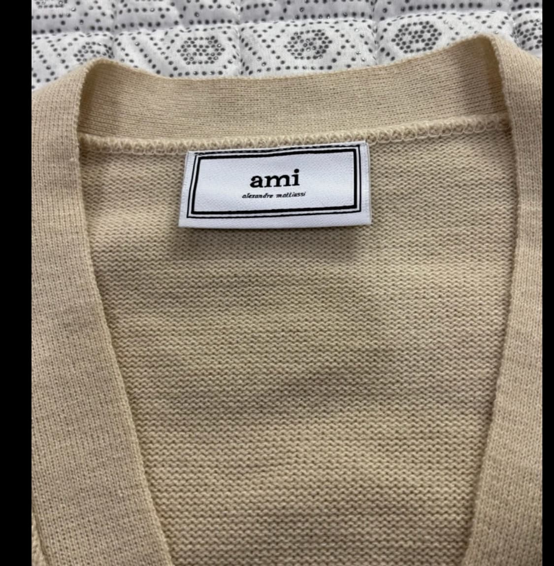 아미 AMI 스몰 하트 오버핏 가디건 베이지 95 상품이미지5