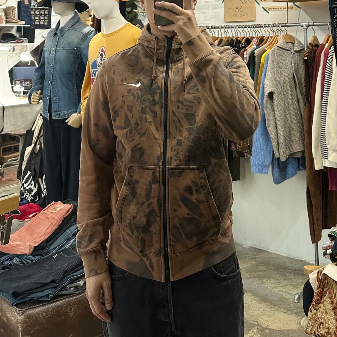 (착용컷) 나이키 타이다이 후드 집업 (남성용 98) 상품이미지3