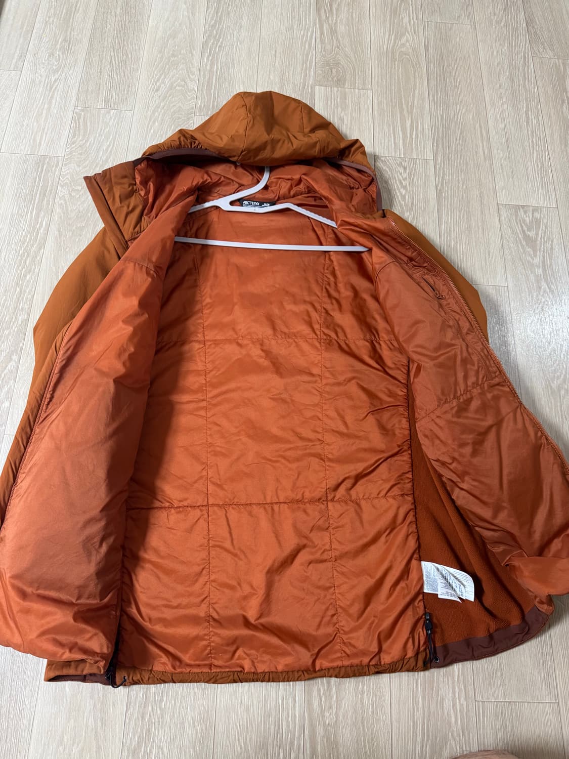 XL 아크테릭스 아톰 lt 후디 자켓 코모레비 상품이미지5