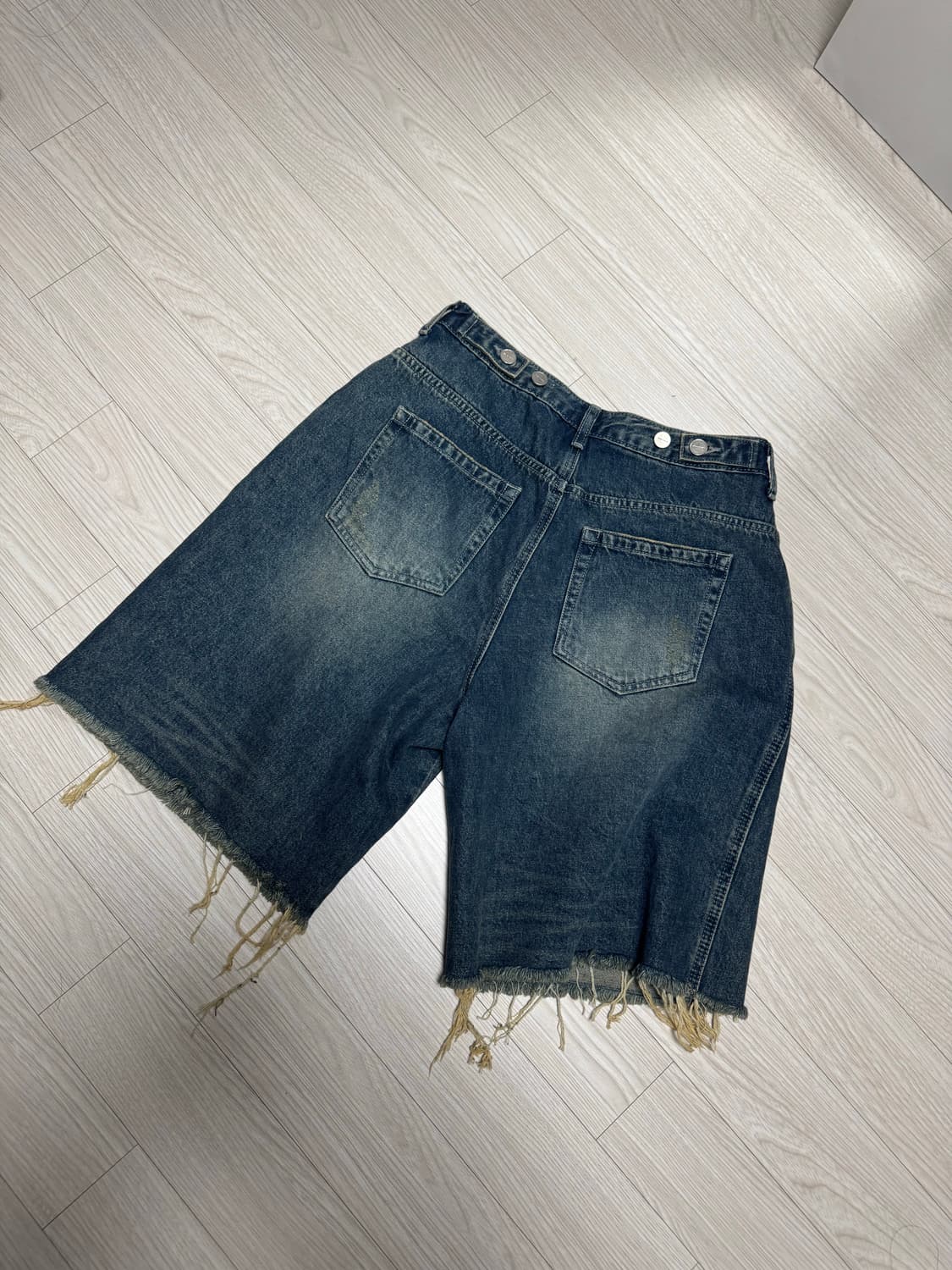 인사일런스 데님반바지 상품이미지4