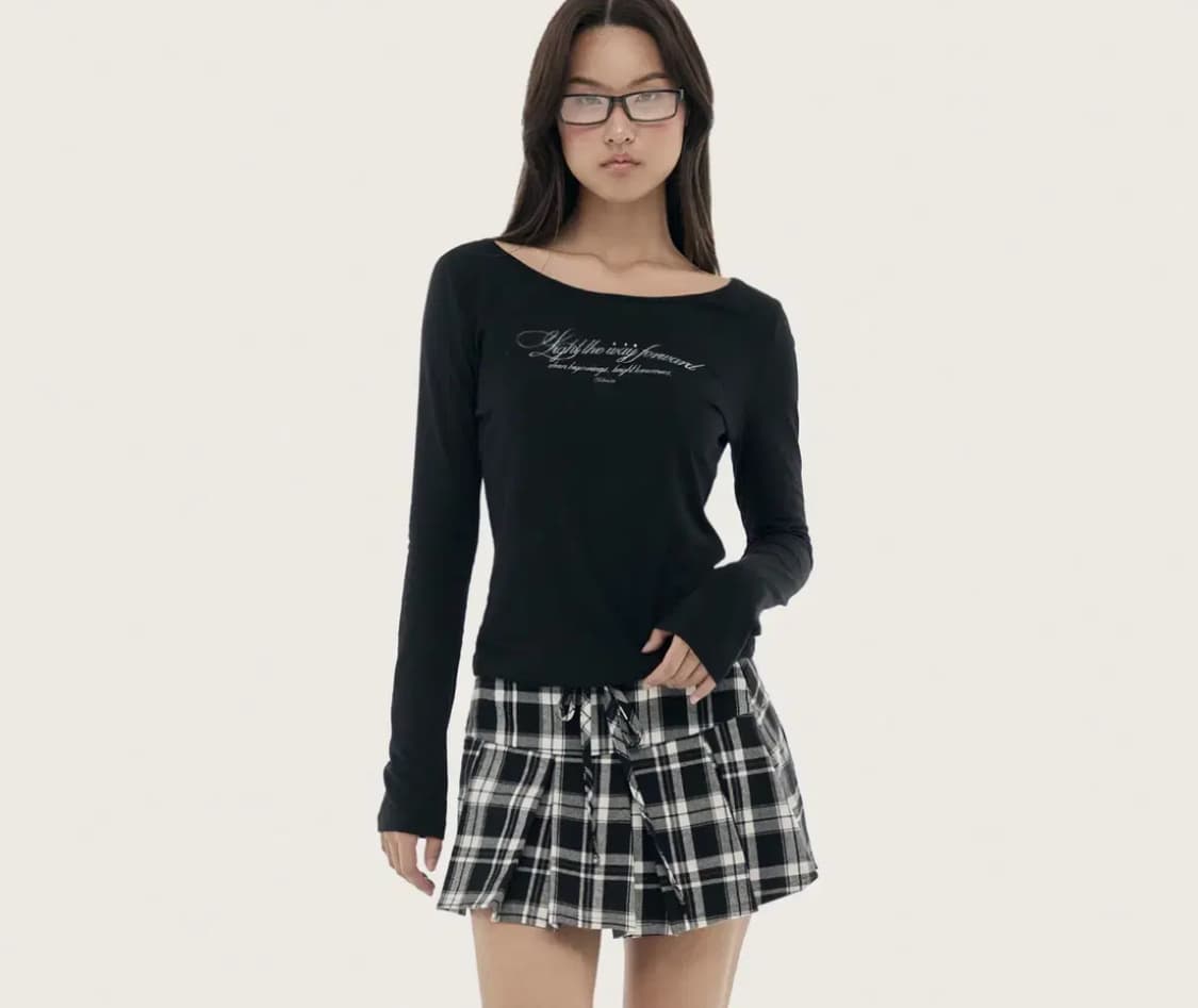 클리시어 클린 클럽 레터 탑 블랙 상품이미지1