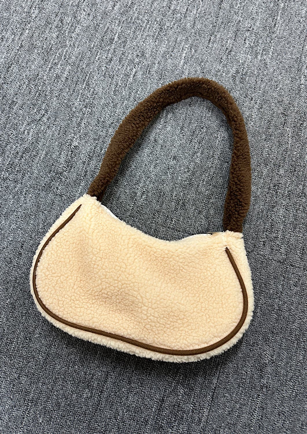 디즈니 칩앤데일 숄더백  상품이미지2