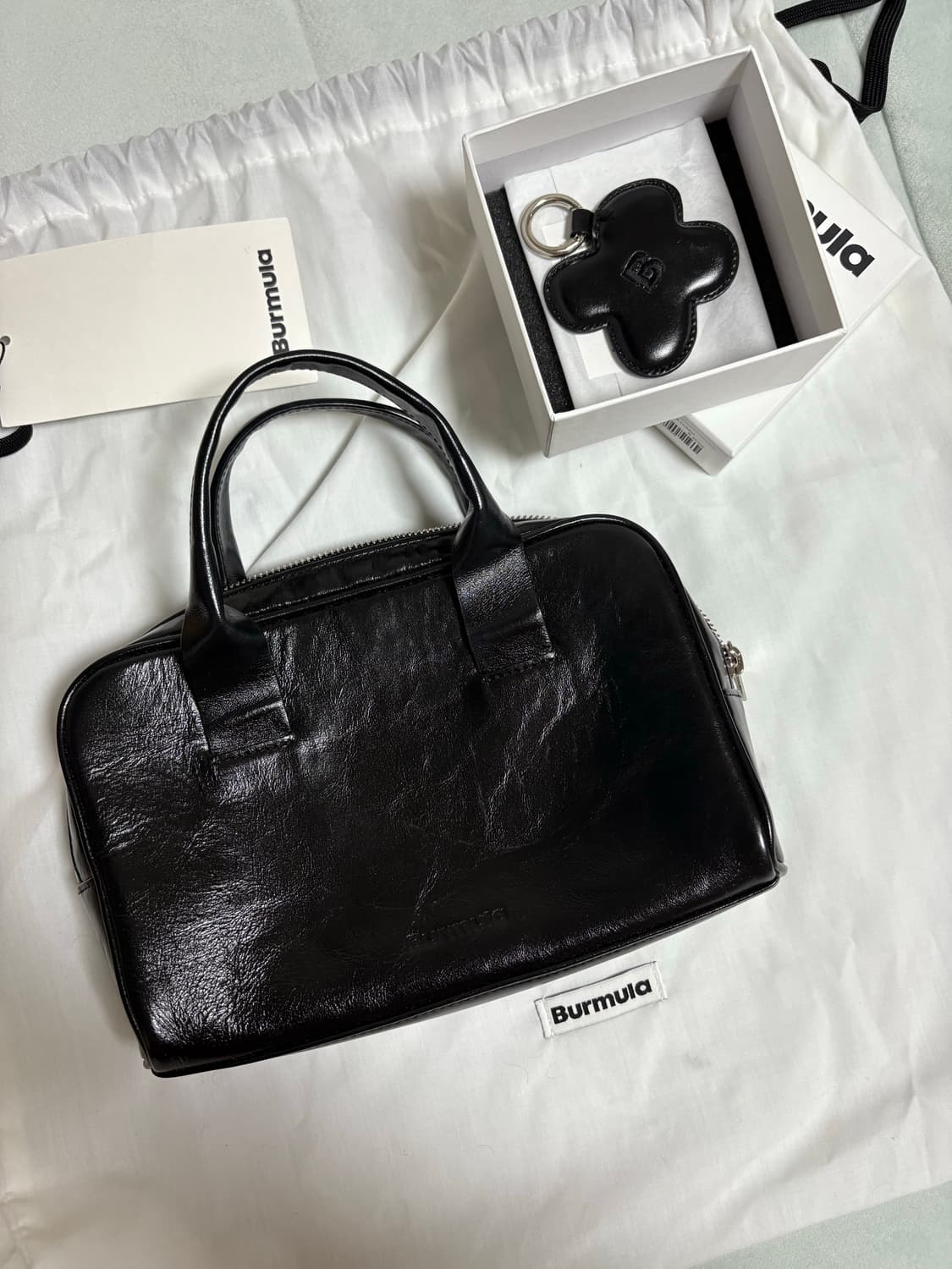 버뮬라 소가죽 토트백  (키링 포함) 상품이미지1