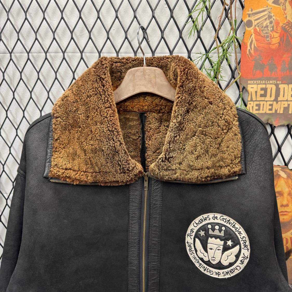 90s 까스텔바작 스포츠 스웨이드 무스탕 코트 후면 양털 윙 포인트 블랙 상품이미지3