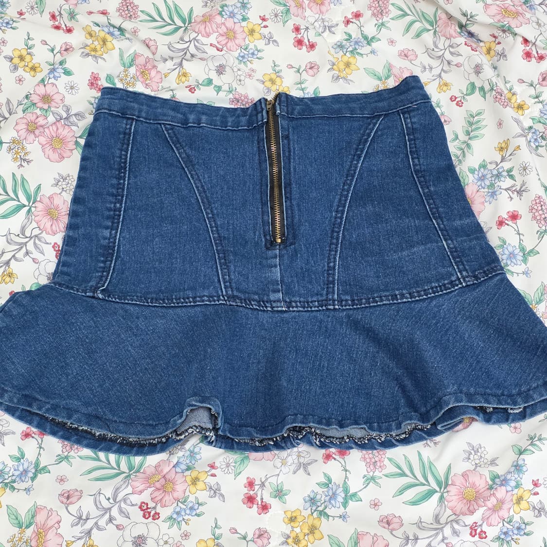 2000원 빈티지) 로맨틱 튤립 데님 데일리 플레어 청스커트 상품이미지3