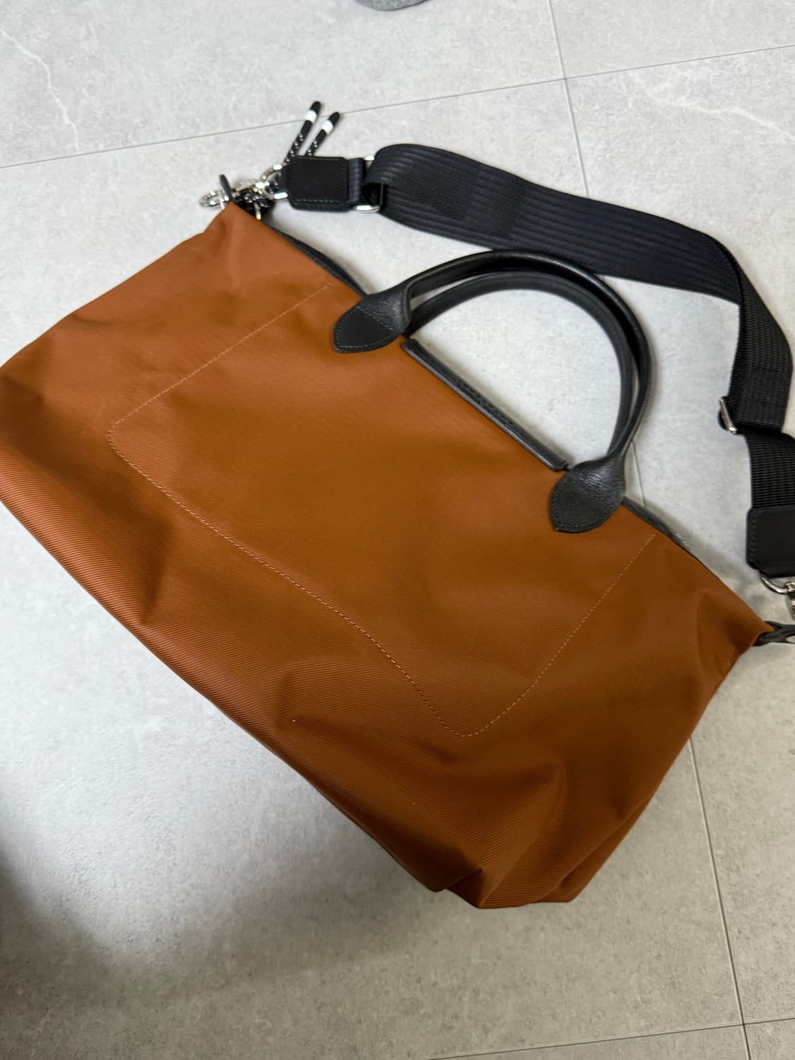 롱샴 르플리아쥬 에너지 토트백 상품이미지3