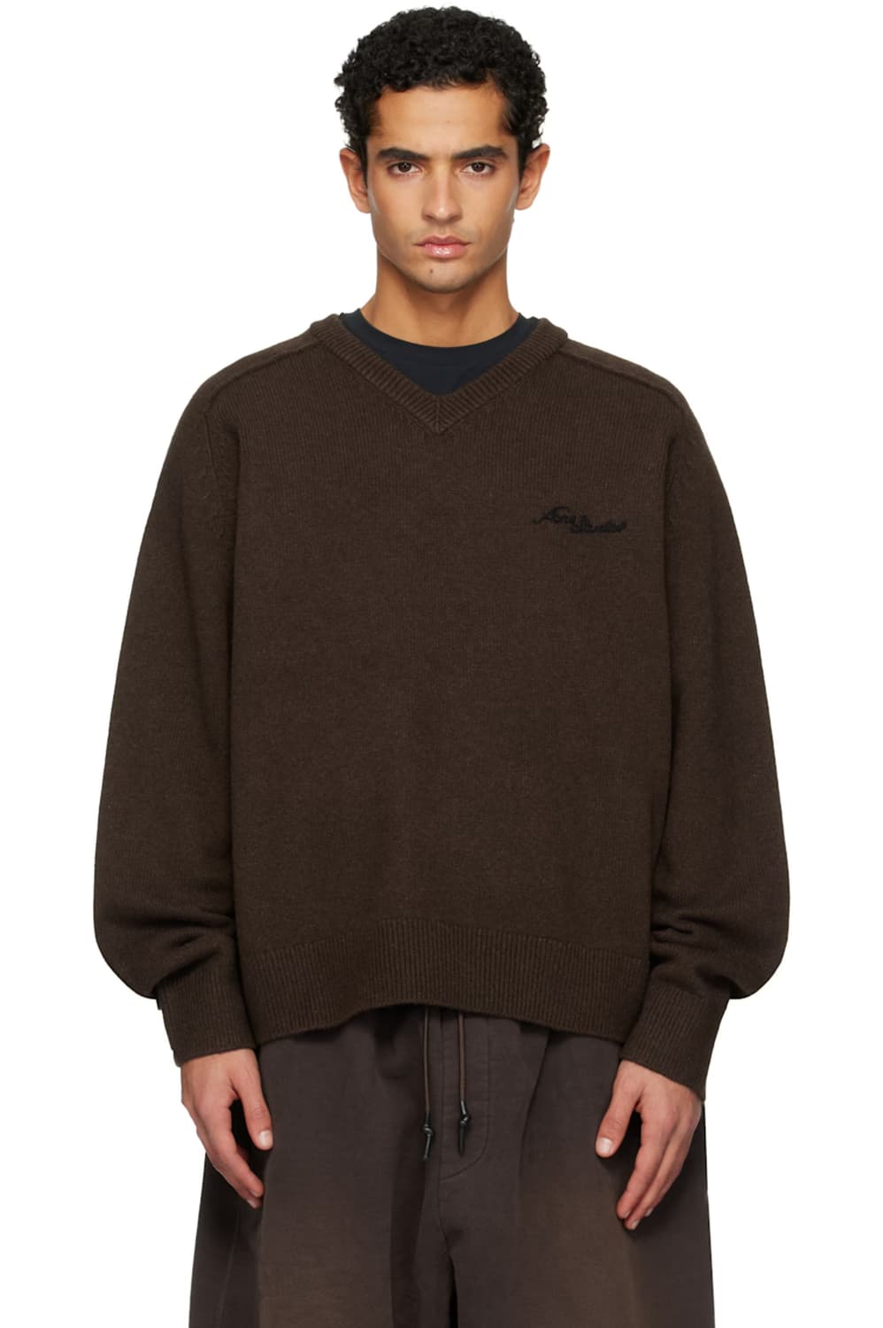 아크네 브라운 V넥 스웨터 상품이미지6