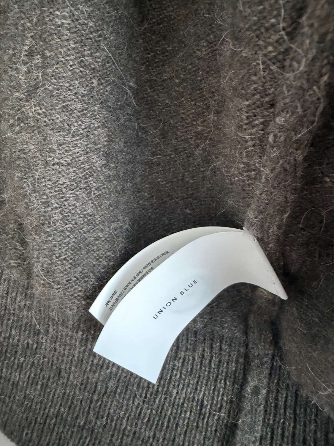 유니온블루 알파카 가디건 다크 올리브 색상 L사이즈(초S급) 상품이미지3