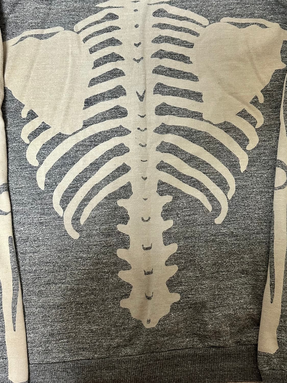 [4] 캐피탈 본 스웻 맨투맨 상품이미지3