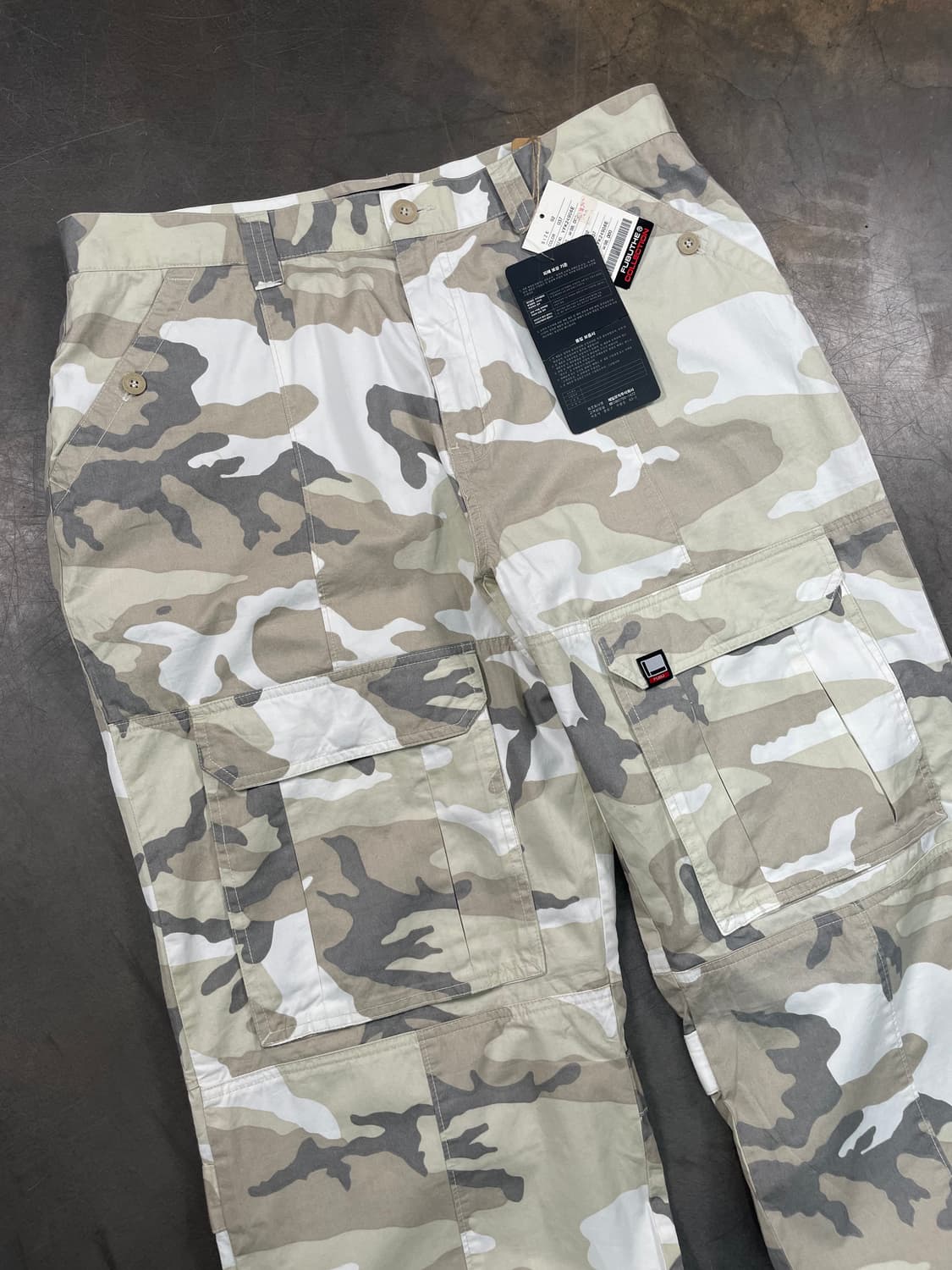 후부 데드스탁 데저트 카모 카고팬츠 상품이미지2