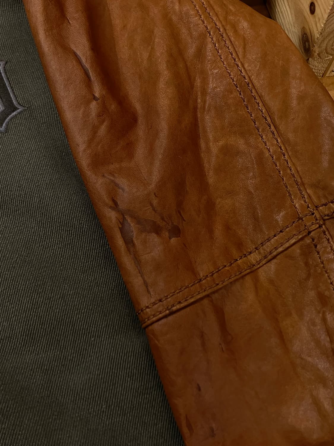 MLB 레더 소매 바시티 자켓 차콜 105  #csz2722  상품이미지9