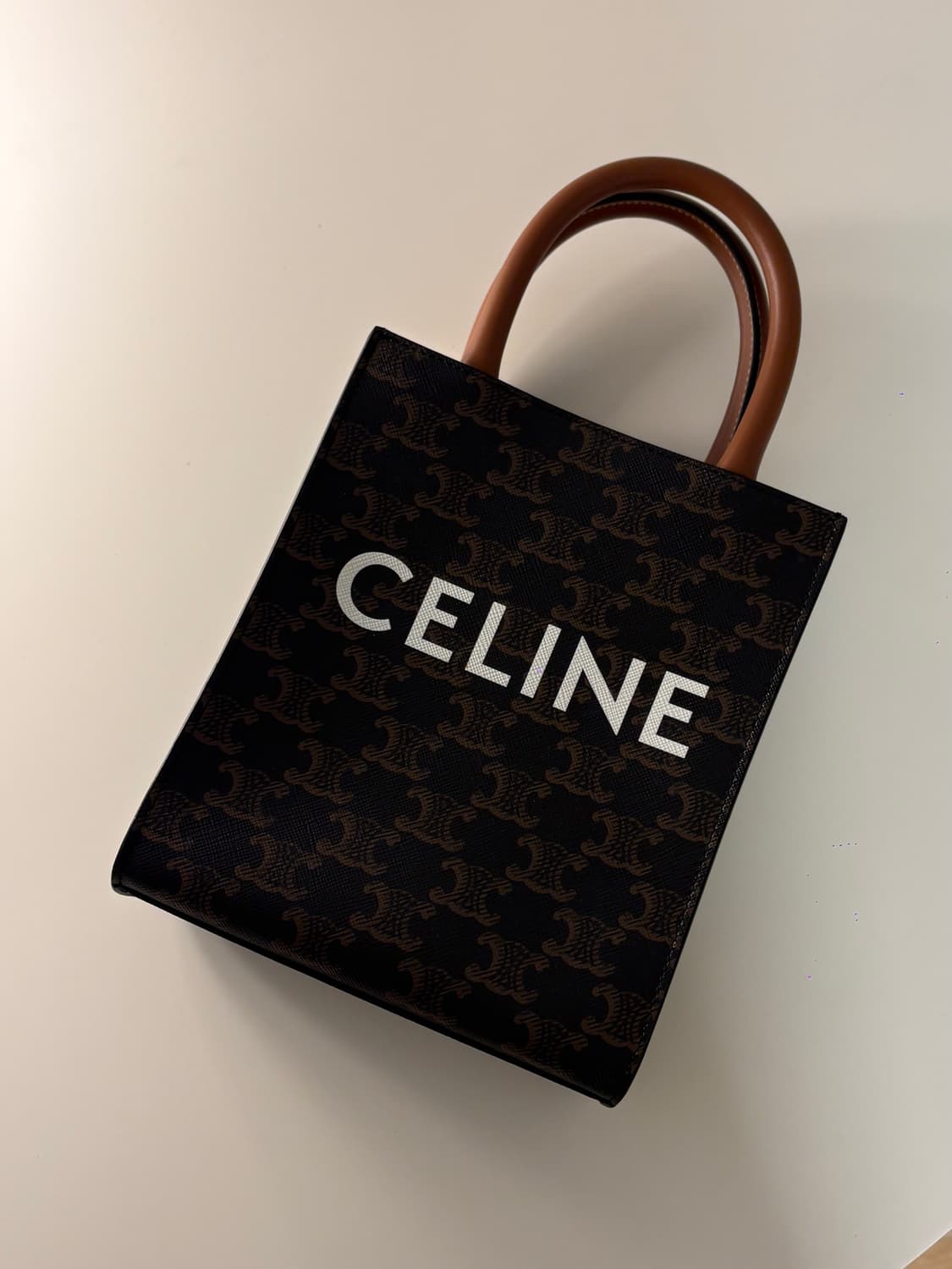 셀린느 트리옹프 캔버스 & 셀린느 프린트 카프스킨 미니 상품이미지2