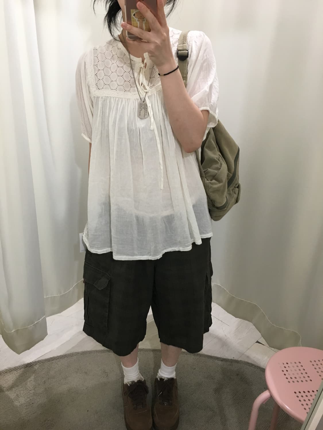 모리걸 펀칭 벌룬 블라우스 상품이미지2