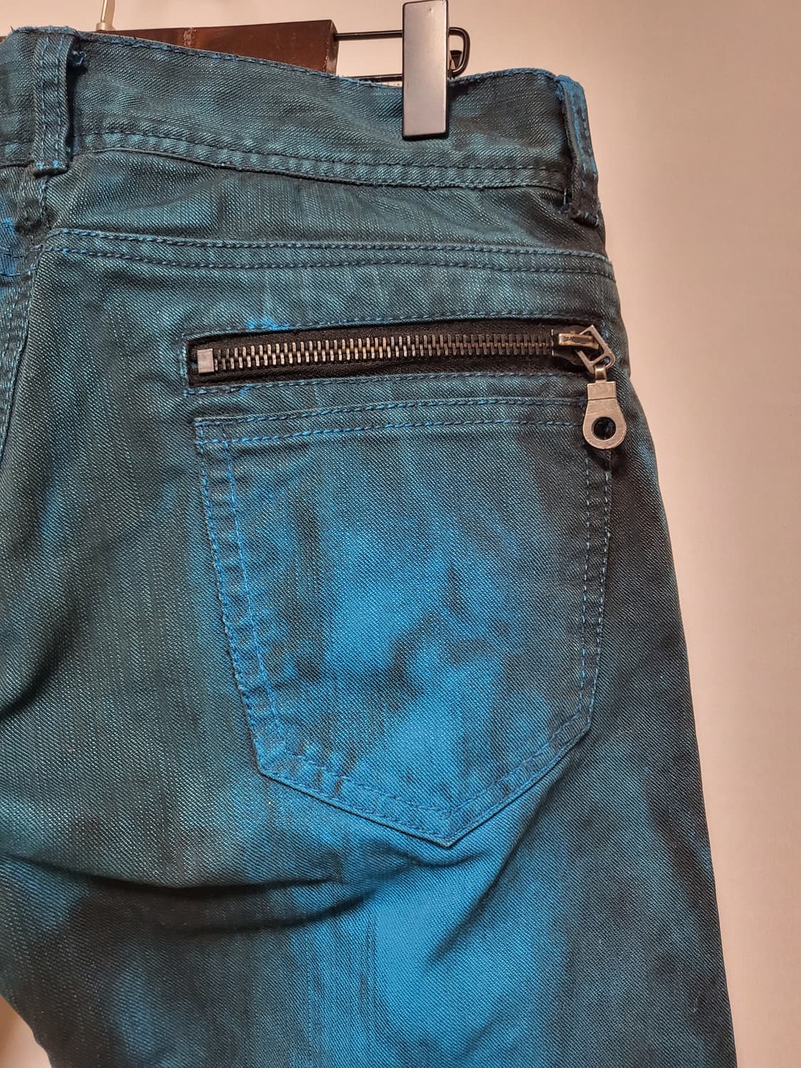 인더애틱 00s y2k 타이다이 코팅데님팬츠  컬처브랜드 상품이미지6