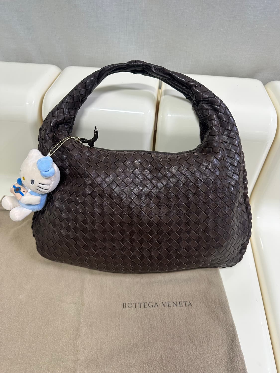 [A 정품] 보테가베네타 호보백 스몰 다크브라운 상품이미지2