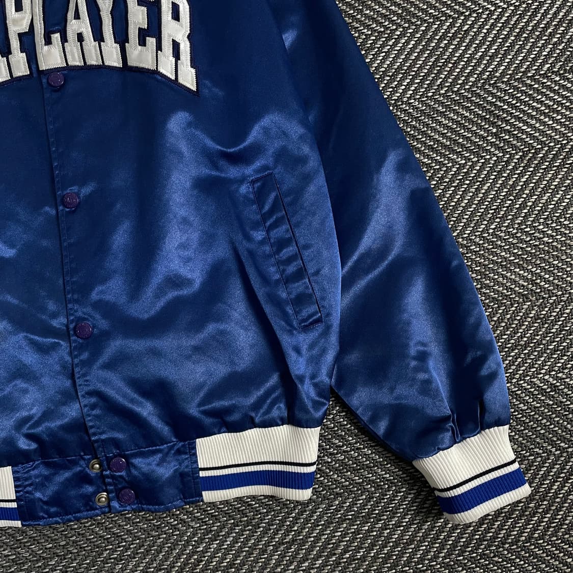 맥스플레이어 빅로고 올드스쿨 사틴 바시티 자켓o 2825 상품이미지2