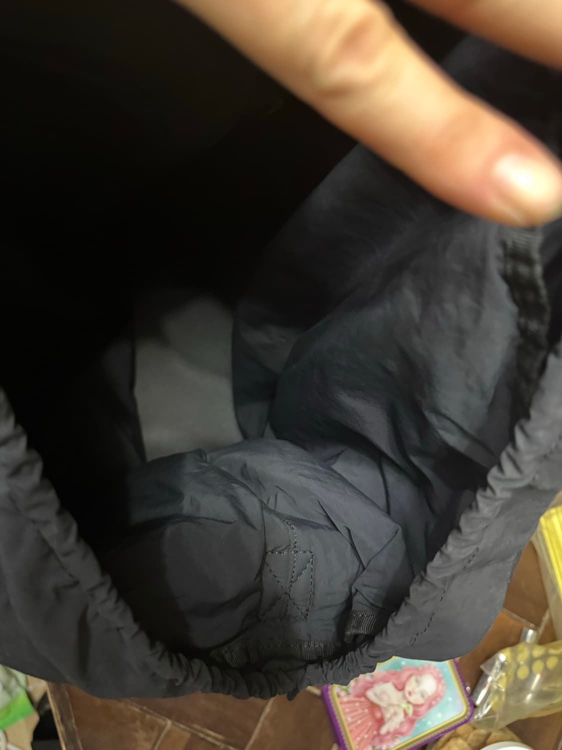 CRAMSHELL DRAWSTRING TOTE BAG 상품이미지5