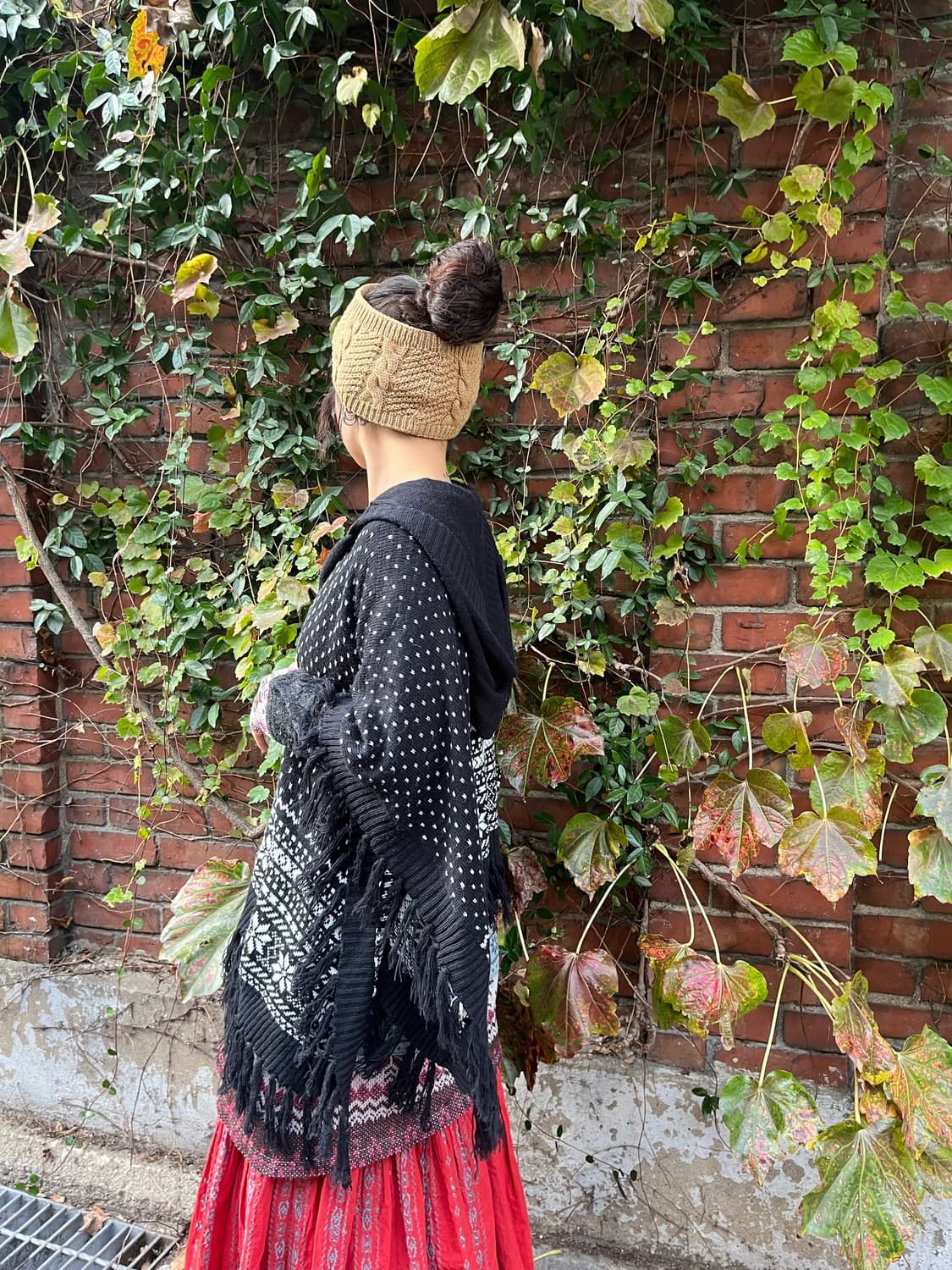 블랙 눈꽃 패턴 니트 후드 케이프 상품이미지4