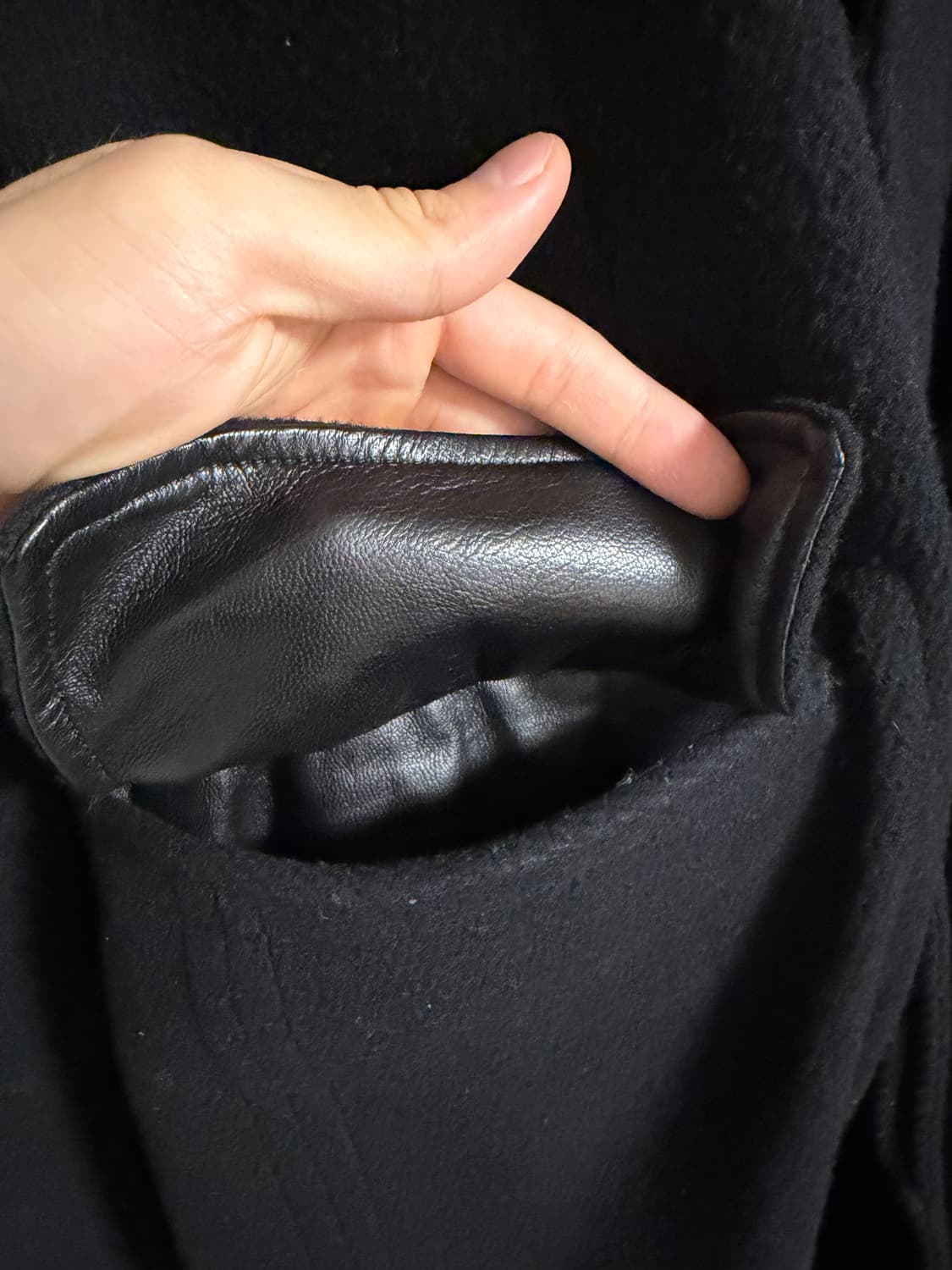 (50)솔로이스트 15aw 가죽탭 코트 상품이미지3