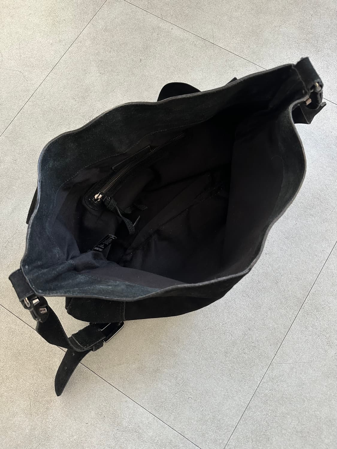 자딕앤볼테르 스웨이드 스터드 레더백 상품이미지5