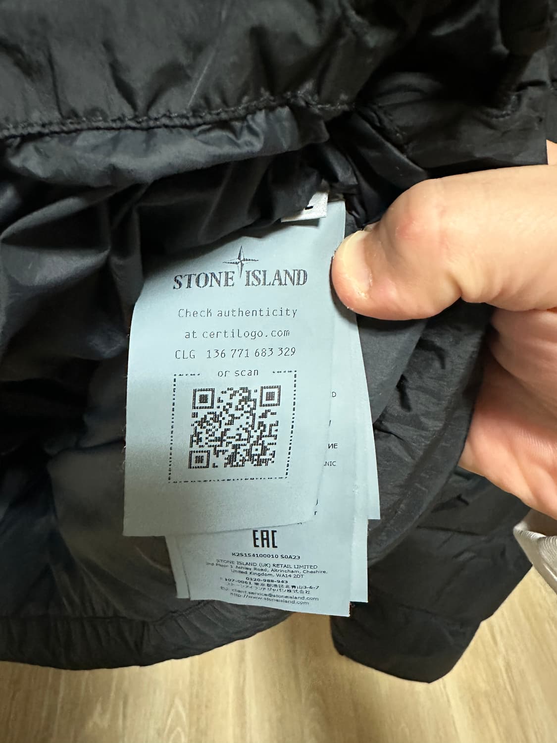 스톤아일랜드 25FW 크링클랩스 논후드 패딩 블랙 XL판매합니다 상품이미지5