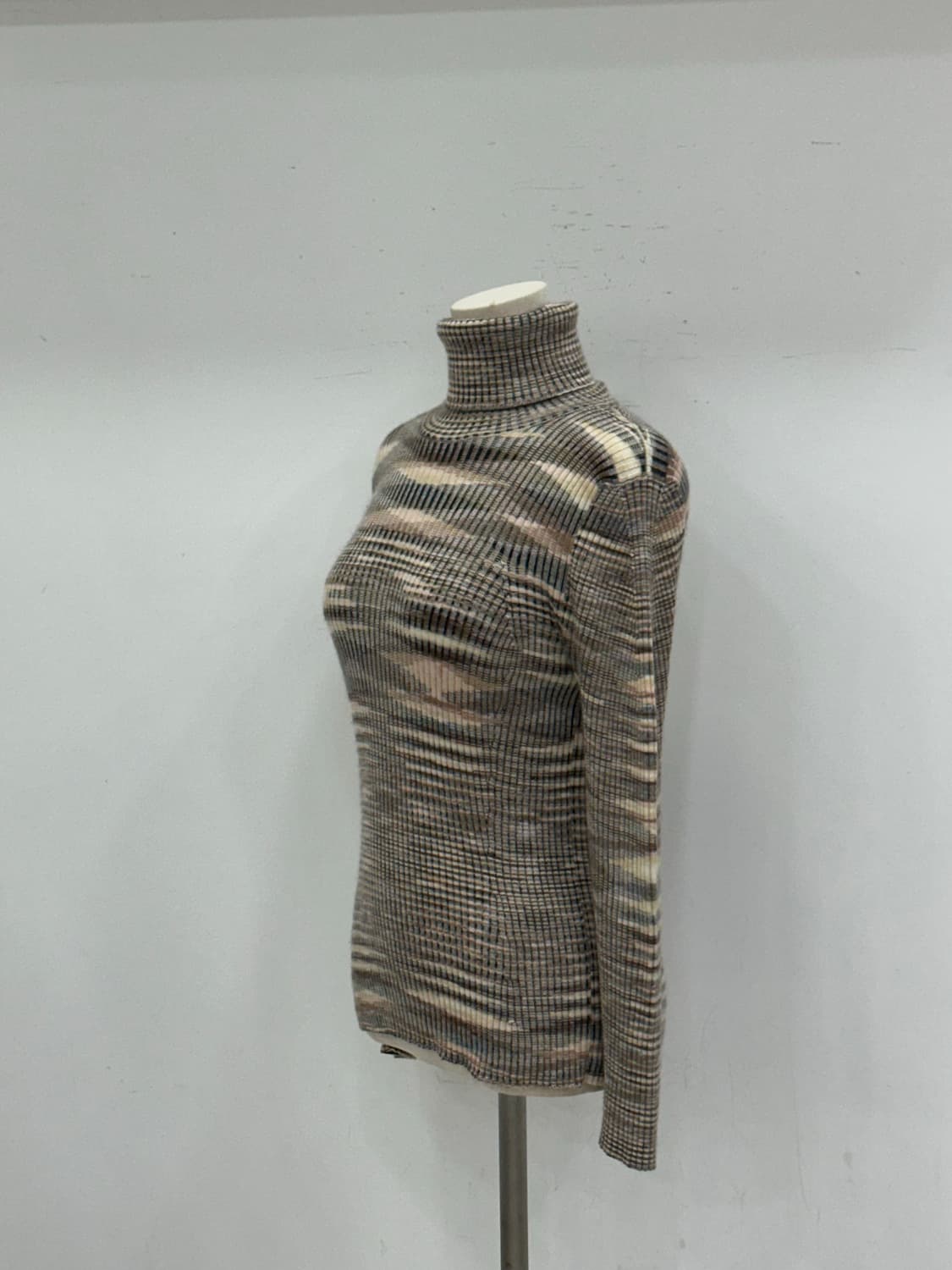 미소니 캐시미어 목폴라 상품이미지4