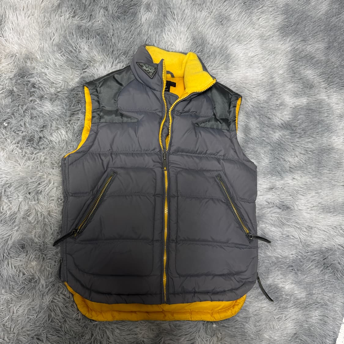 디젤 패딩조끼 M사이즈 상품이미지2