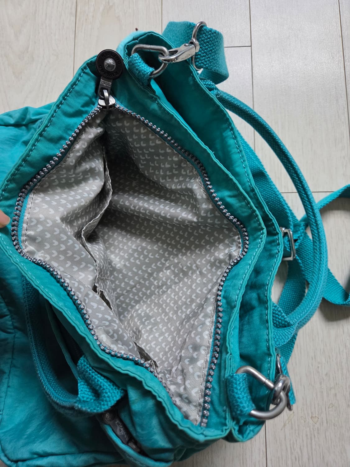 키플링 민트컬러 원숭이 키링 토트백 숄더백 크로스백 상품이미지5