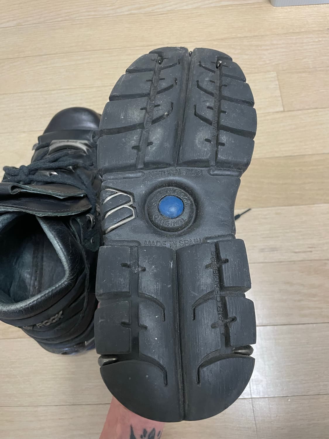 New Rock (뉴락) 앵클 부츠 45size(300)입니다. 상품이미지6