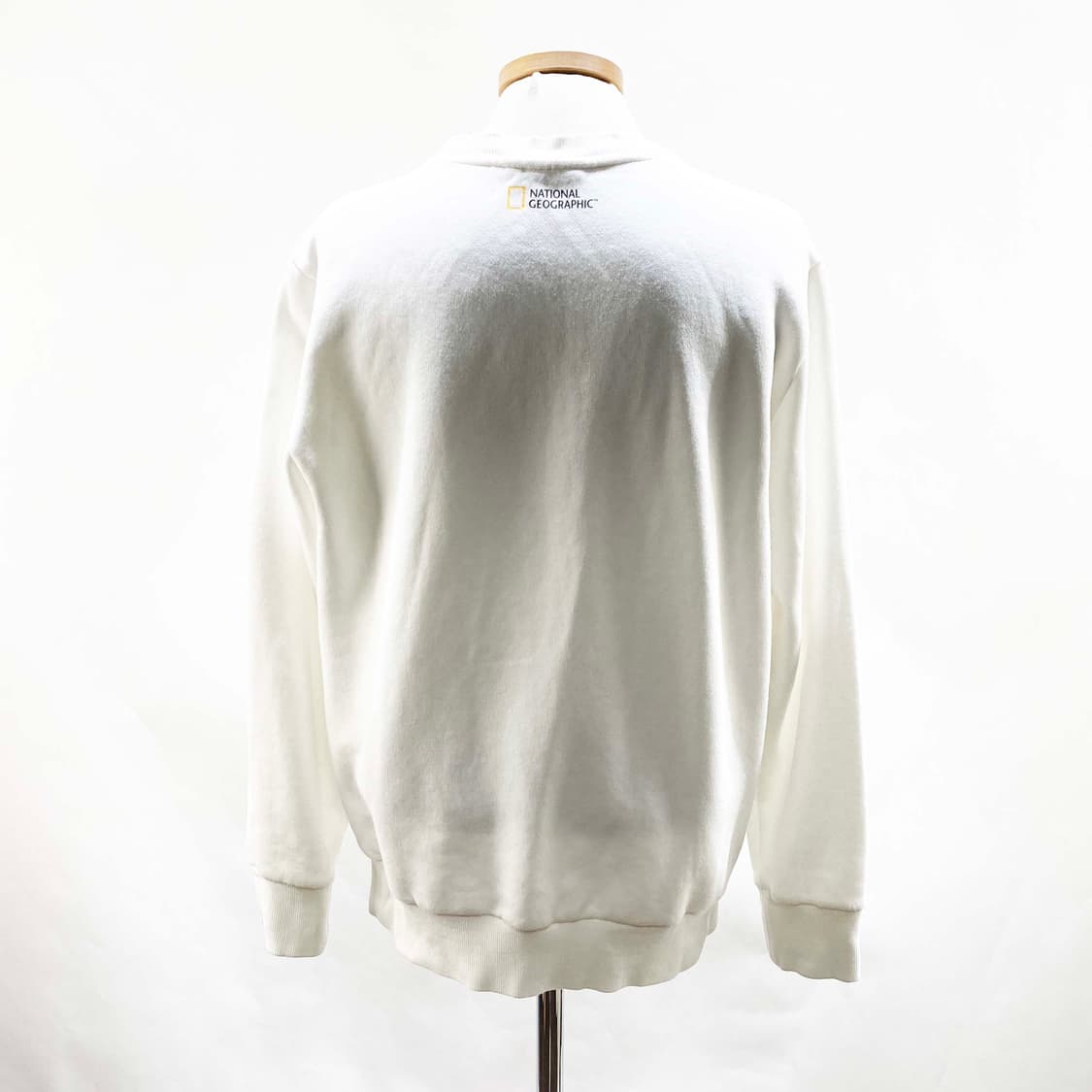 네셔널지오그래픽 남성맨투맨 화이트L 상품이미지3