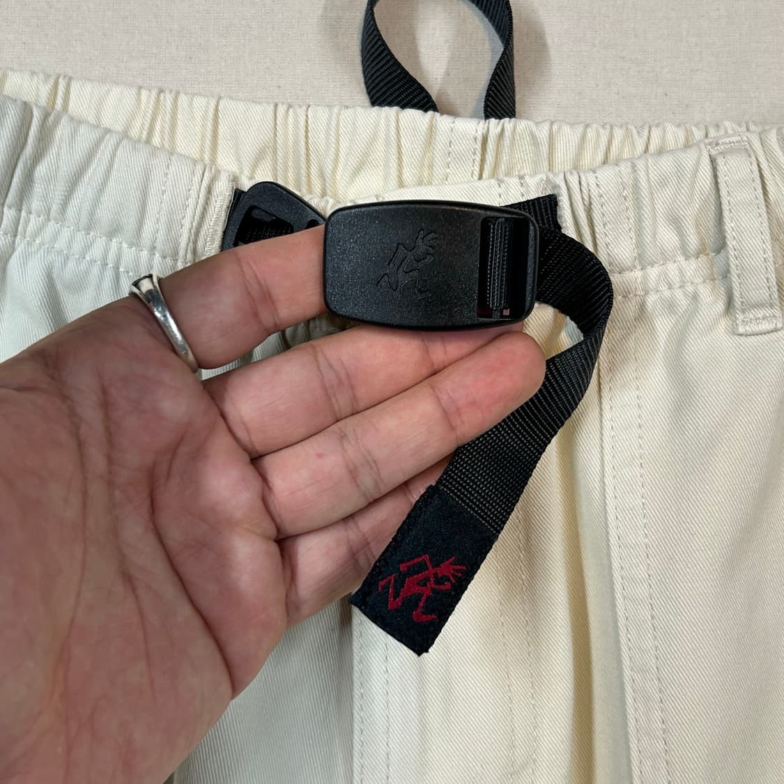 M) 그라미치 루즈테이퍼드 팬츠 면바지 크림 베이지 상품이미지3