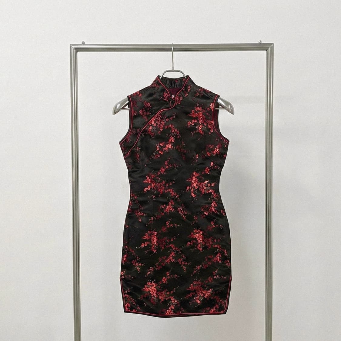[Vintage] Black Silk Sleeveless Qipao 상품이미지1