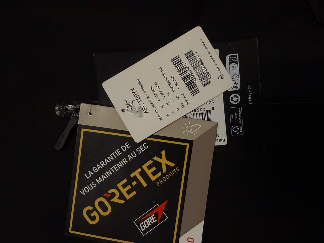 [L] 아크테릭스 베타 AR 스톰후드 자켓 블랙 상품이미지7