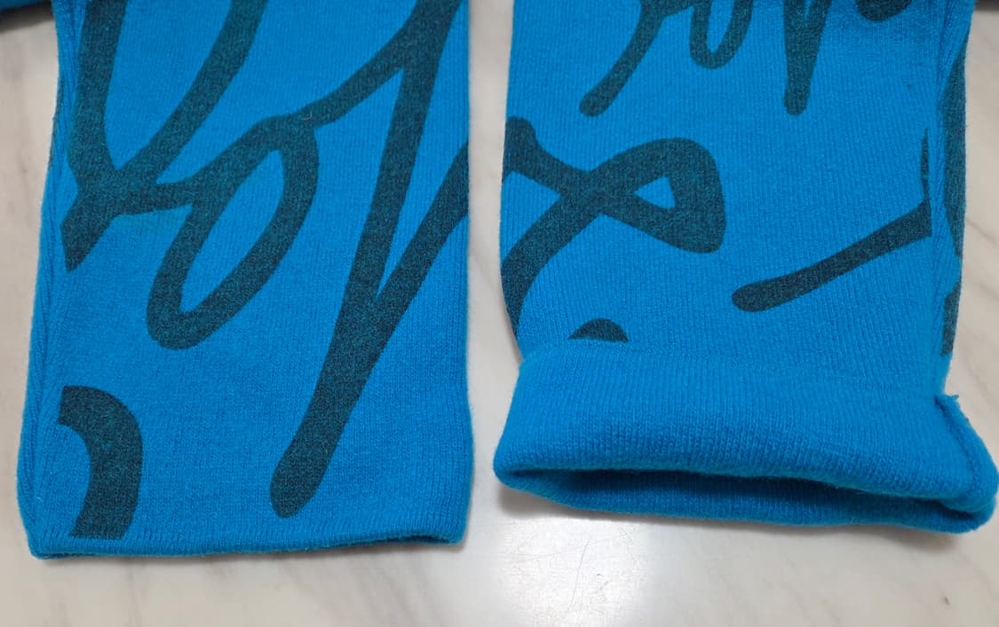 코모도 러브 공용 블루 니트 상품이미지9