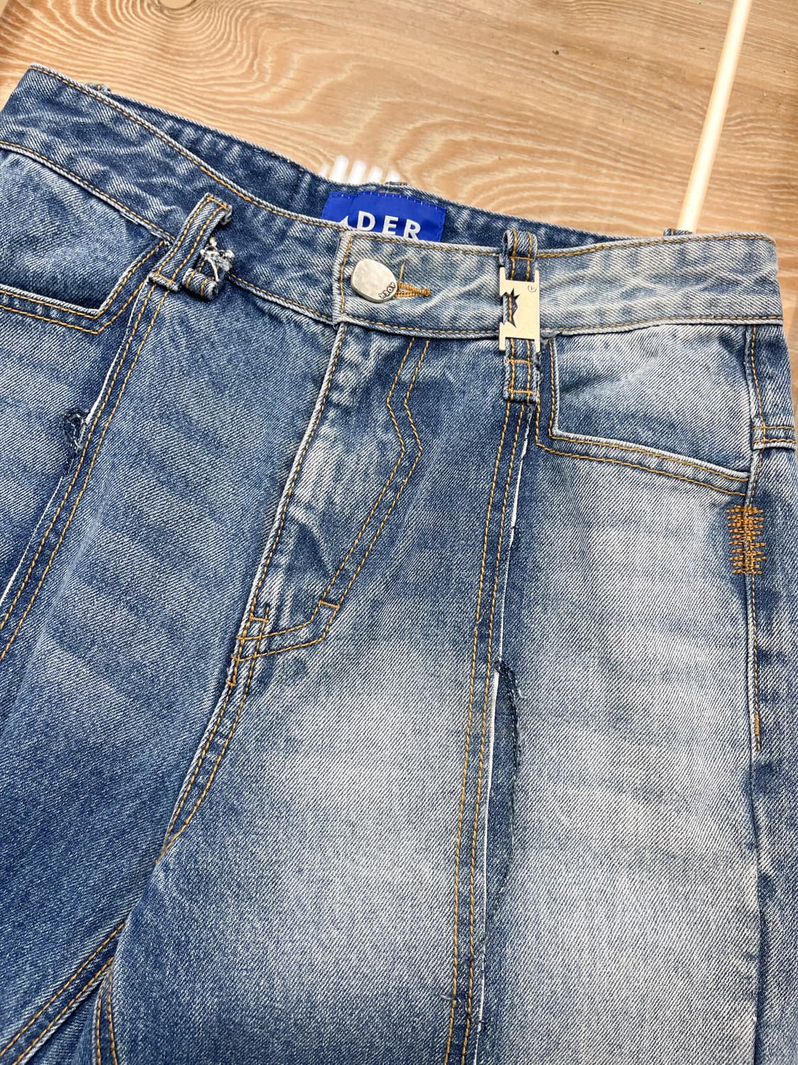 아더에러 20f/w 로아 진스 상품이미지7