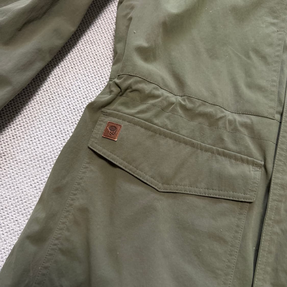 마운틴하드웨어 바람막이 후드 자켓 상품이미지3