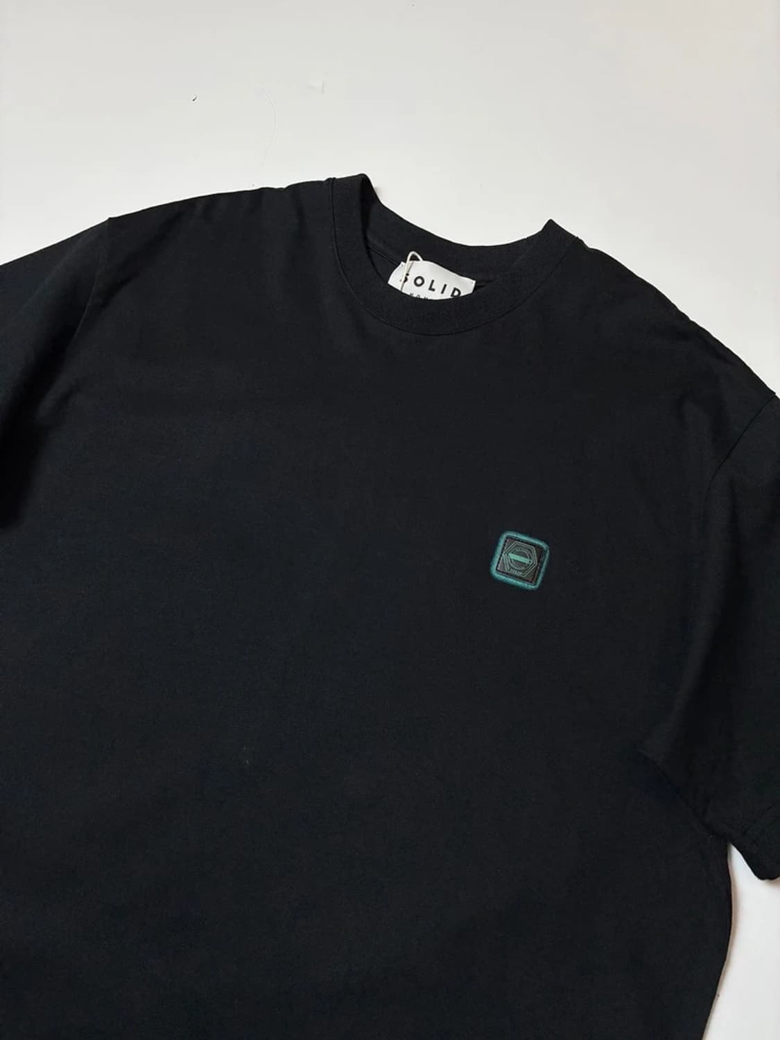 솔리드옴므 20SS 버터플라이 그래픽 반팔 티셔츠 PN9583 상품이미지4